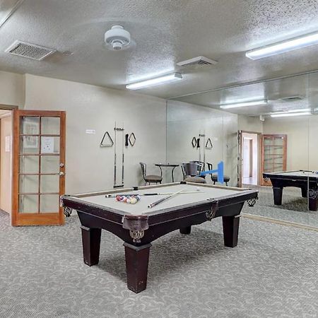 Condo With Heated Pool, Hot Tub, Near Walking Paths Glendale Kültér fotó