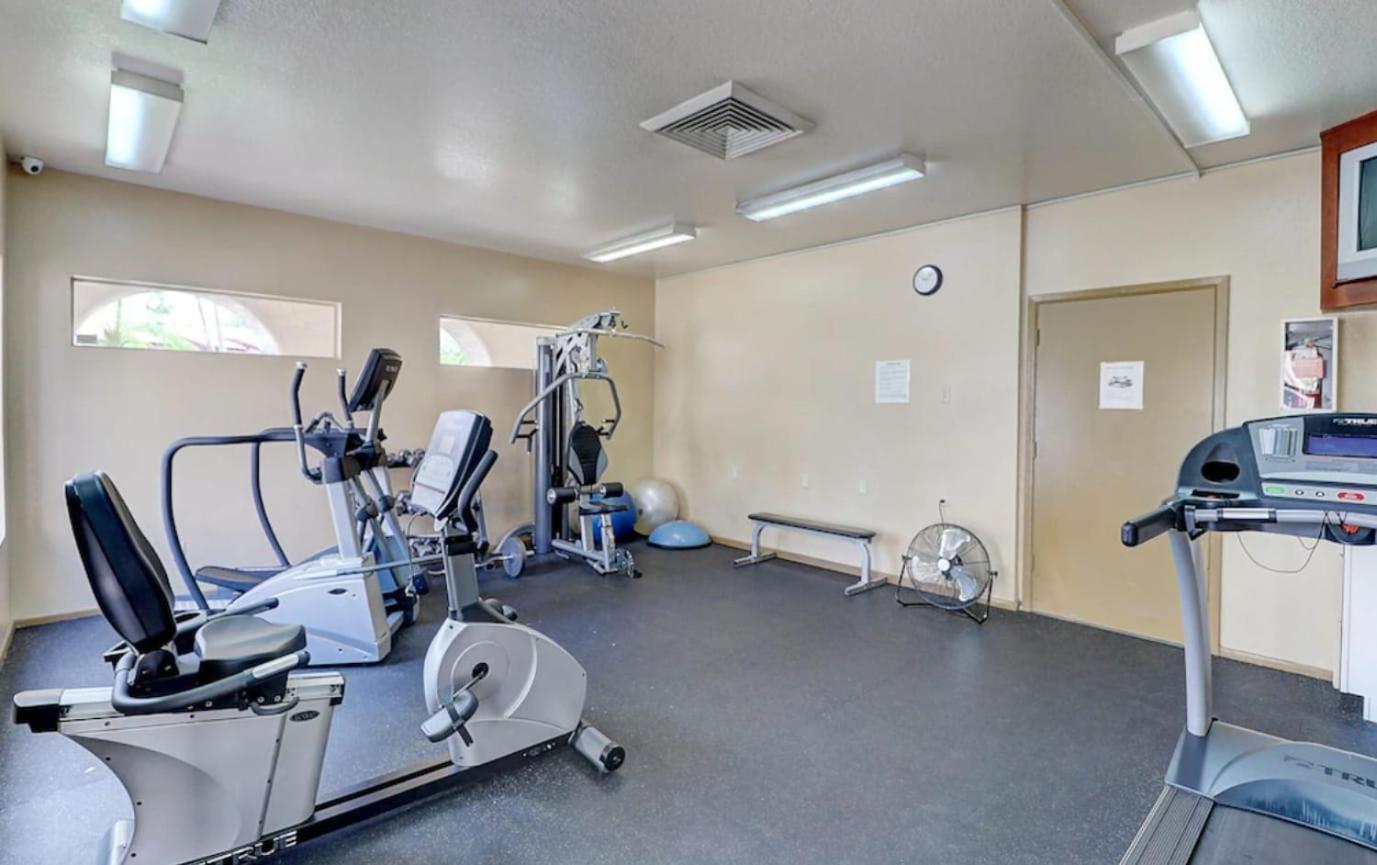Condo With Heated Pool, Hot Tub, Near Walking Paths Glendale Kültér fotó