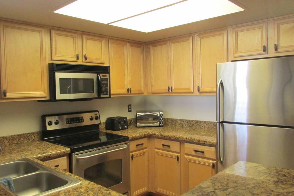 Condo With Heated Pool, Hot Tub, Near Walking Paths Glendale Kültér fotó